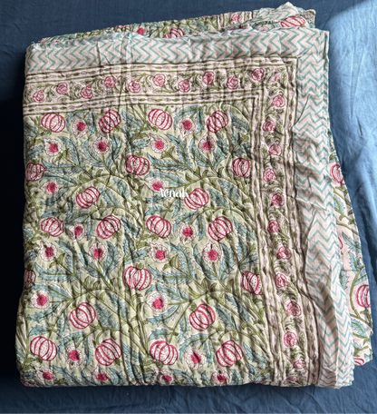 Red Anaar Handblock Bedsheet + Quilt Combo
