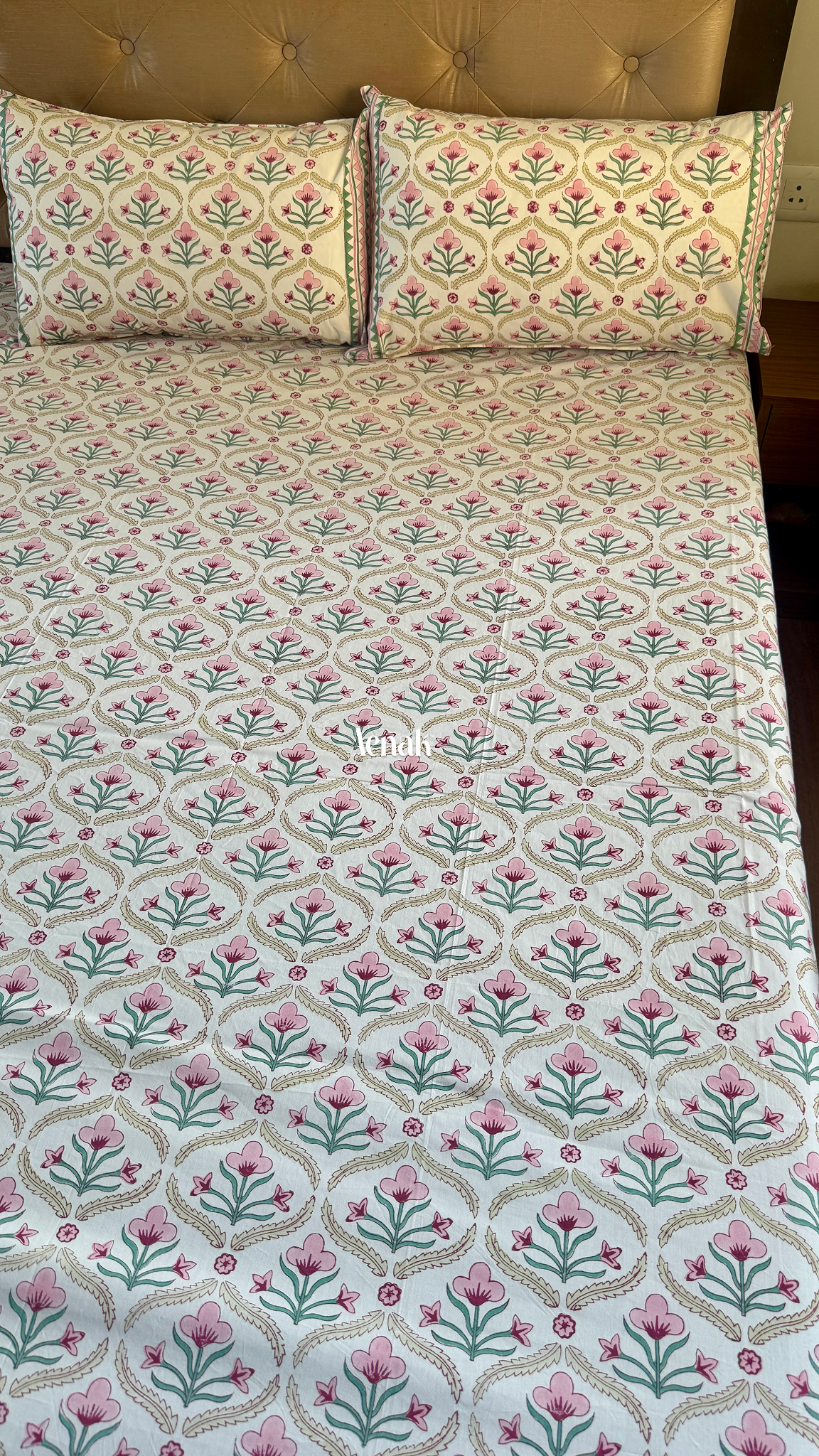 Pink & Green Cotton Bud Handblock Printed Premium Cotton Bedsheet Set