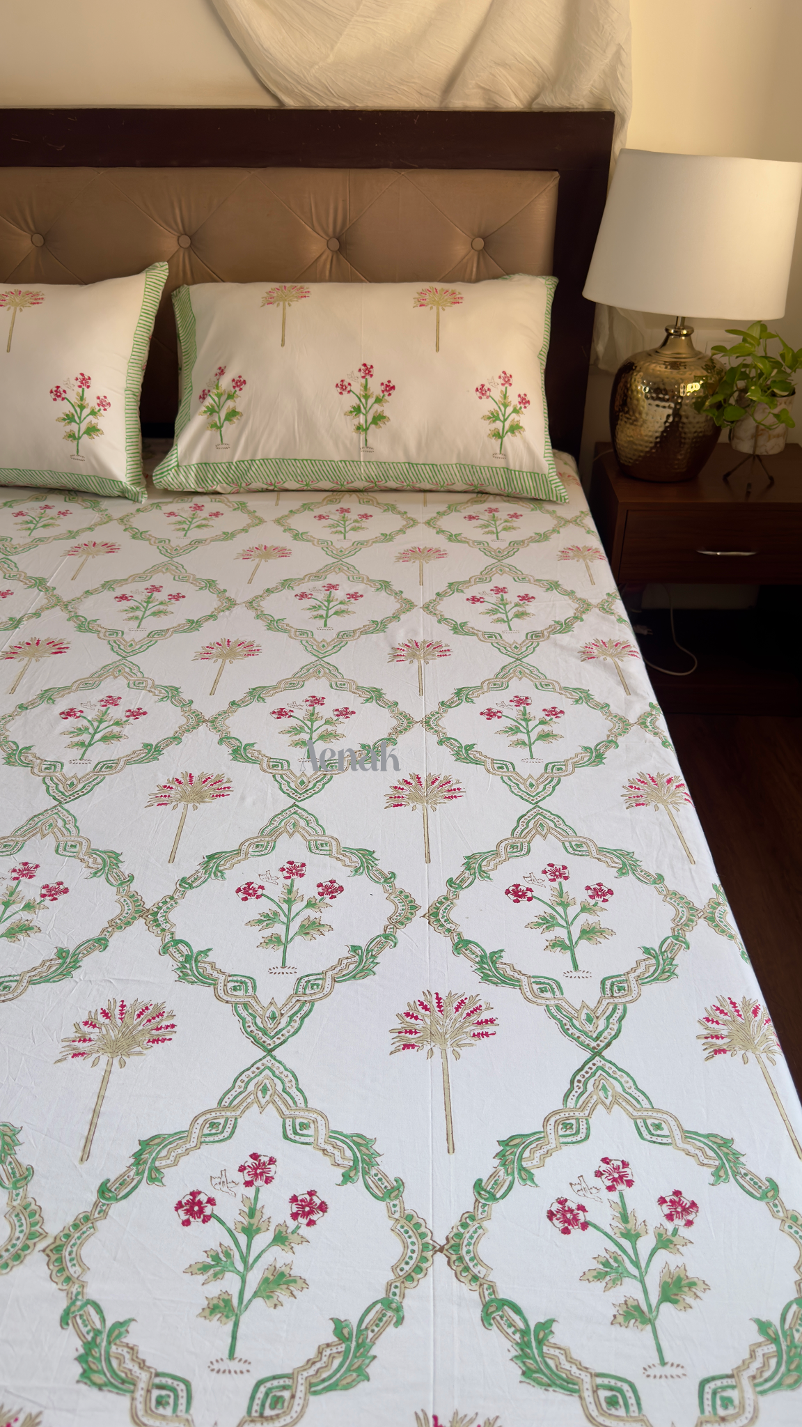 Pink Palm Jaal Handblock Printed Premium Cotton Bedsheet