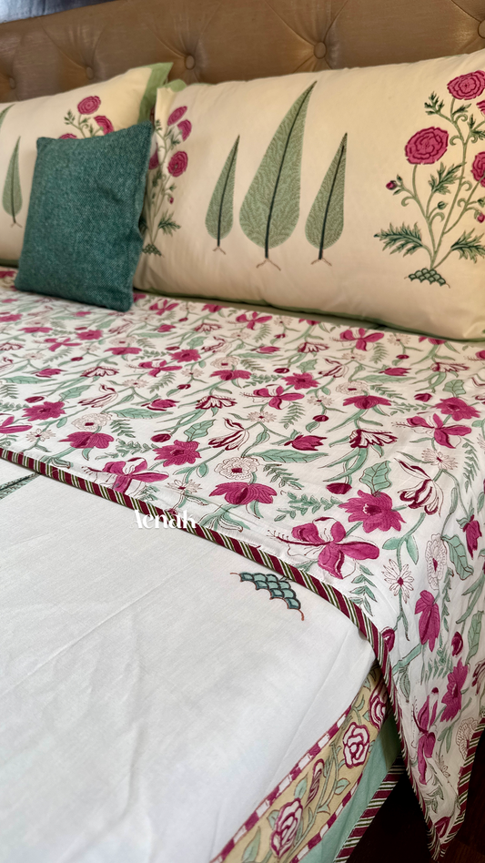 Magenta Floral Garden Handblock Bedsheet + Dohar Combo (Ivory Base)