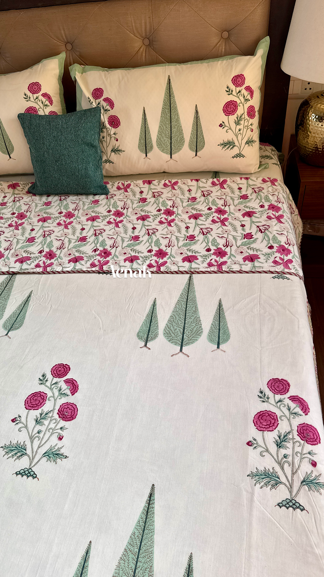 Magenta Floral Garden Handblock Bedsheet + Dohar Combo (Ivory Base)
