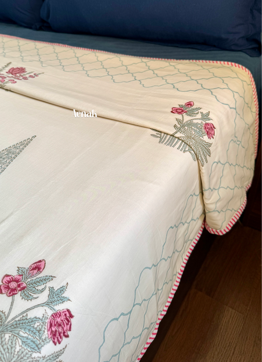 Green Ashoka Handblock Printed Mulmul Cotton Reversible Dohar (Beige Base)