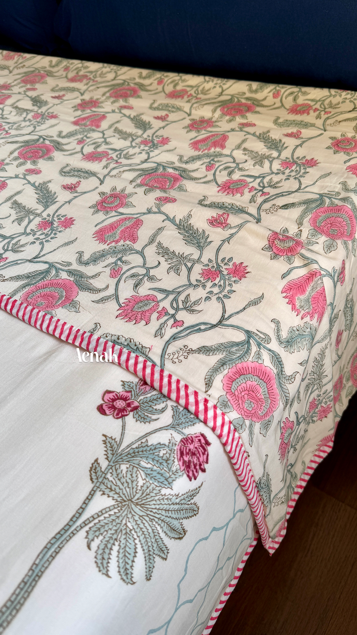 Green Ashoka Handblock Printed Mulmul Cotton Reversible Dohar (Beige Base)