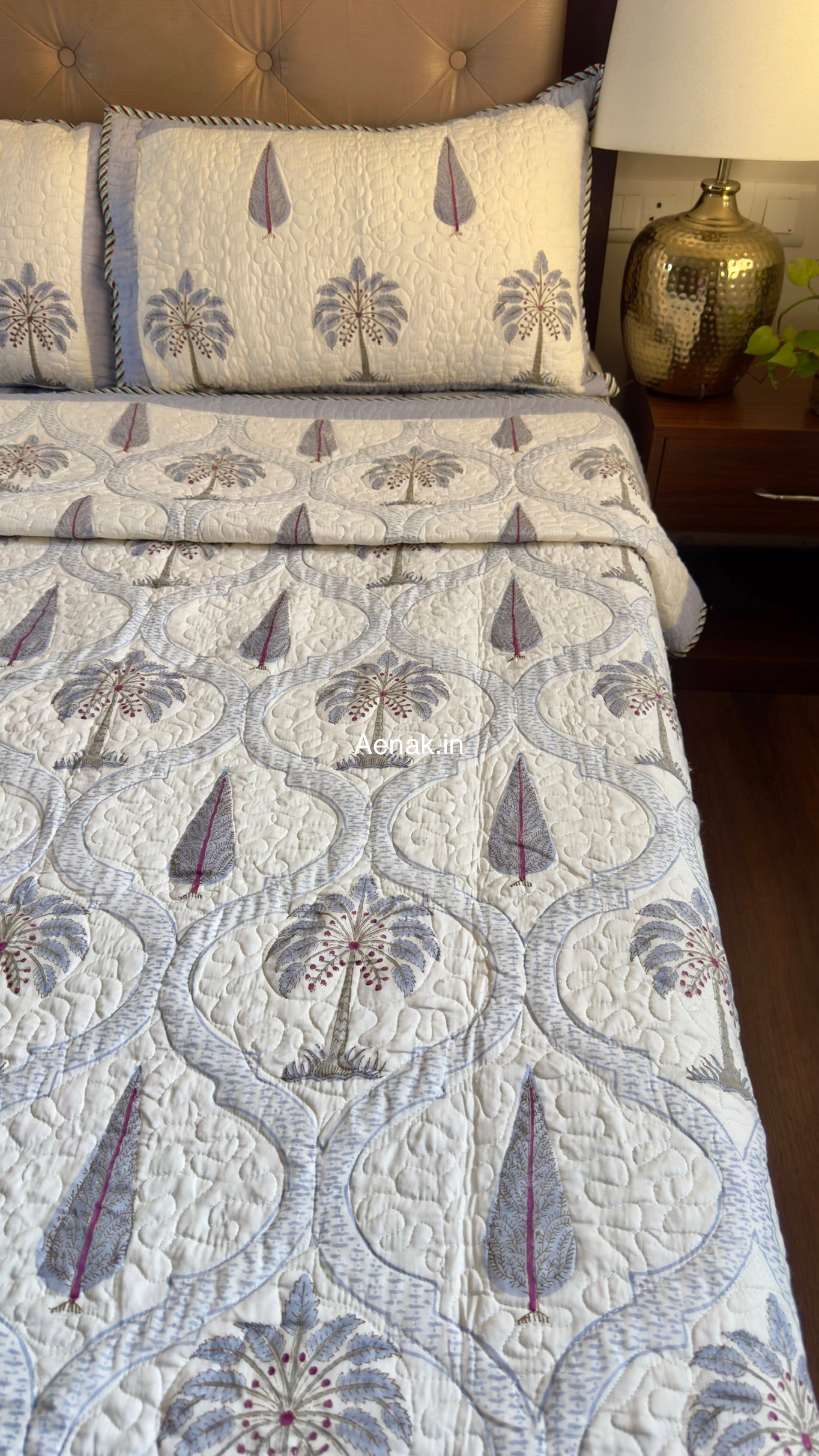 Blue Palm Jaal Handblock Reversible Quilted Bedcover Set