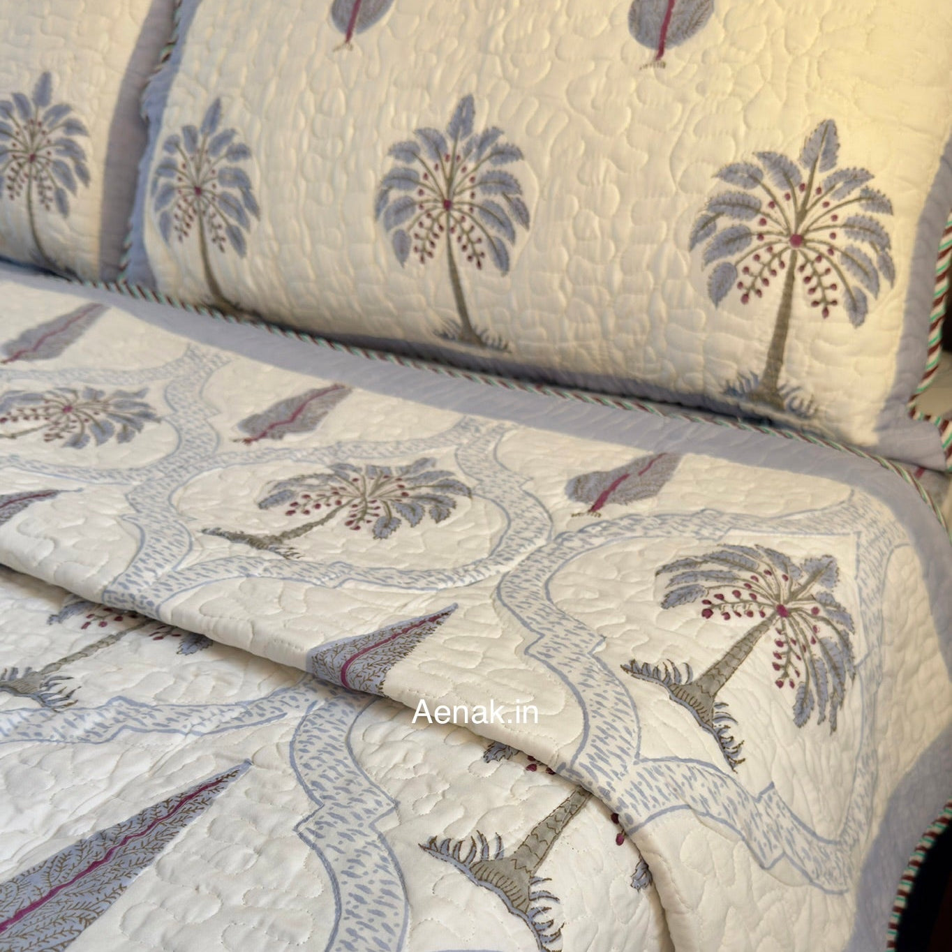 Blue Palm Jaal Handblock Reversible Quilted Bedcover Set
