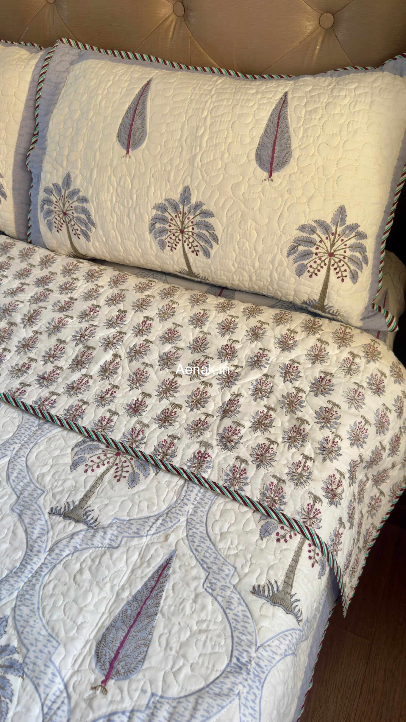 Blue Palm Jaal Handblock Reversible Quilted Bedcover Set