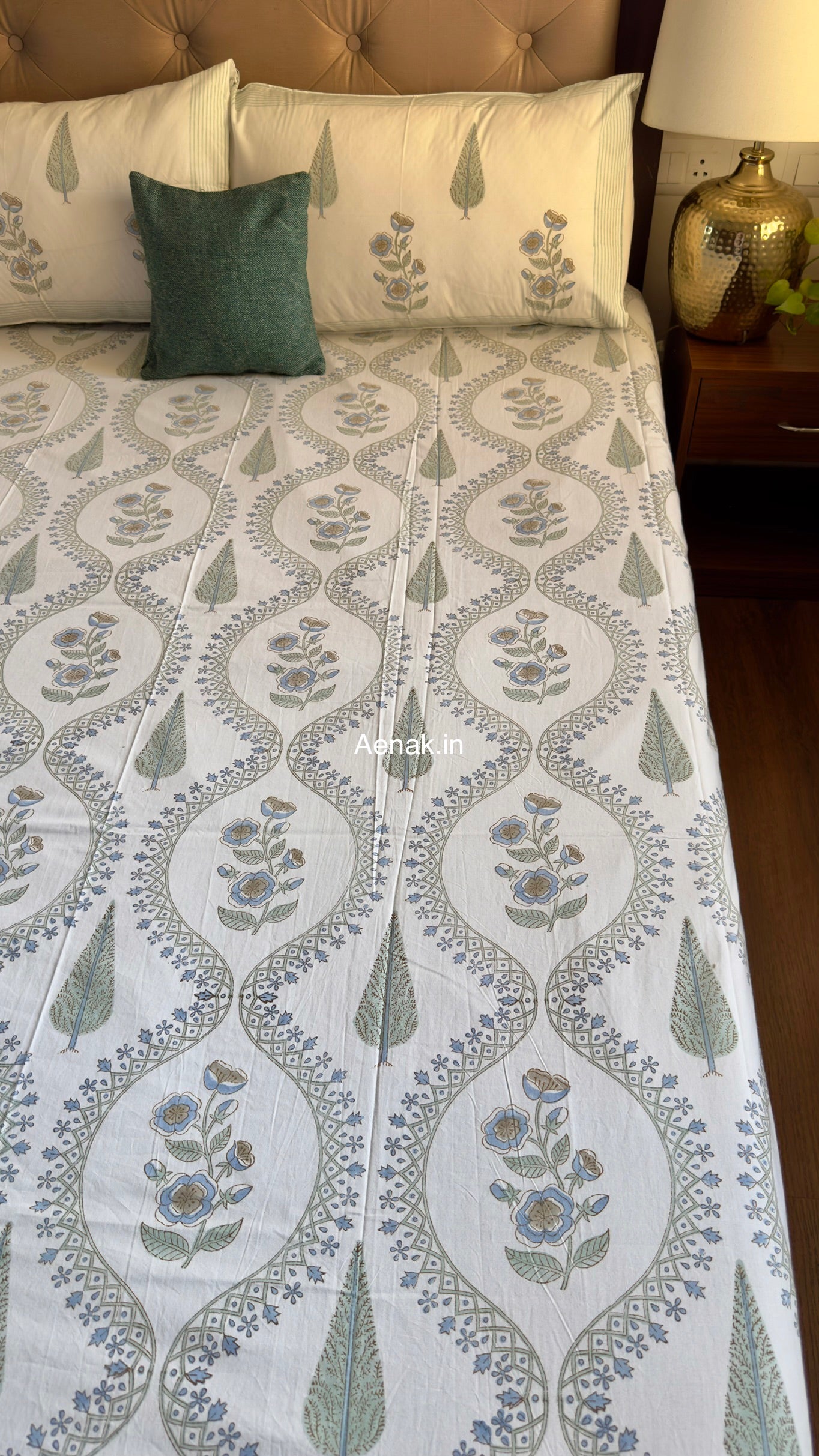 Blue Periwinkle Jaal Handblock Bedsheet + Dohar Combo Set