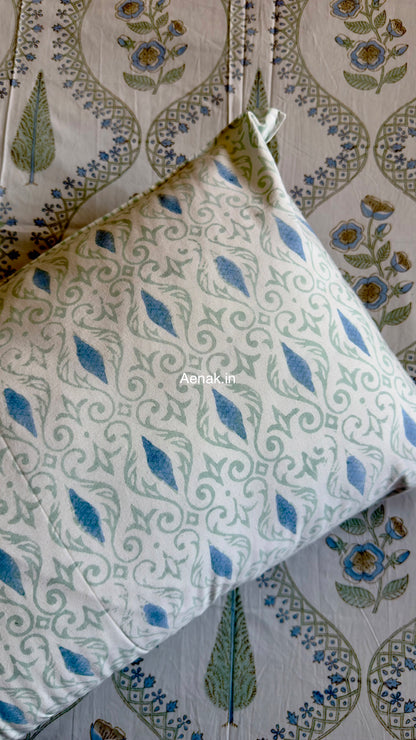 Blue Periwinkle Jaal Handblock Bedsheet + Dohar Combo Set