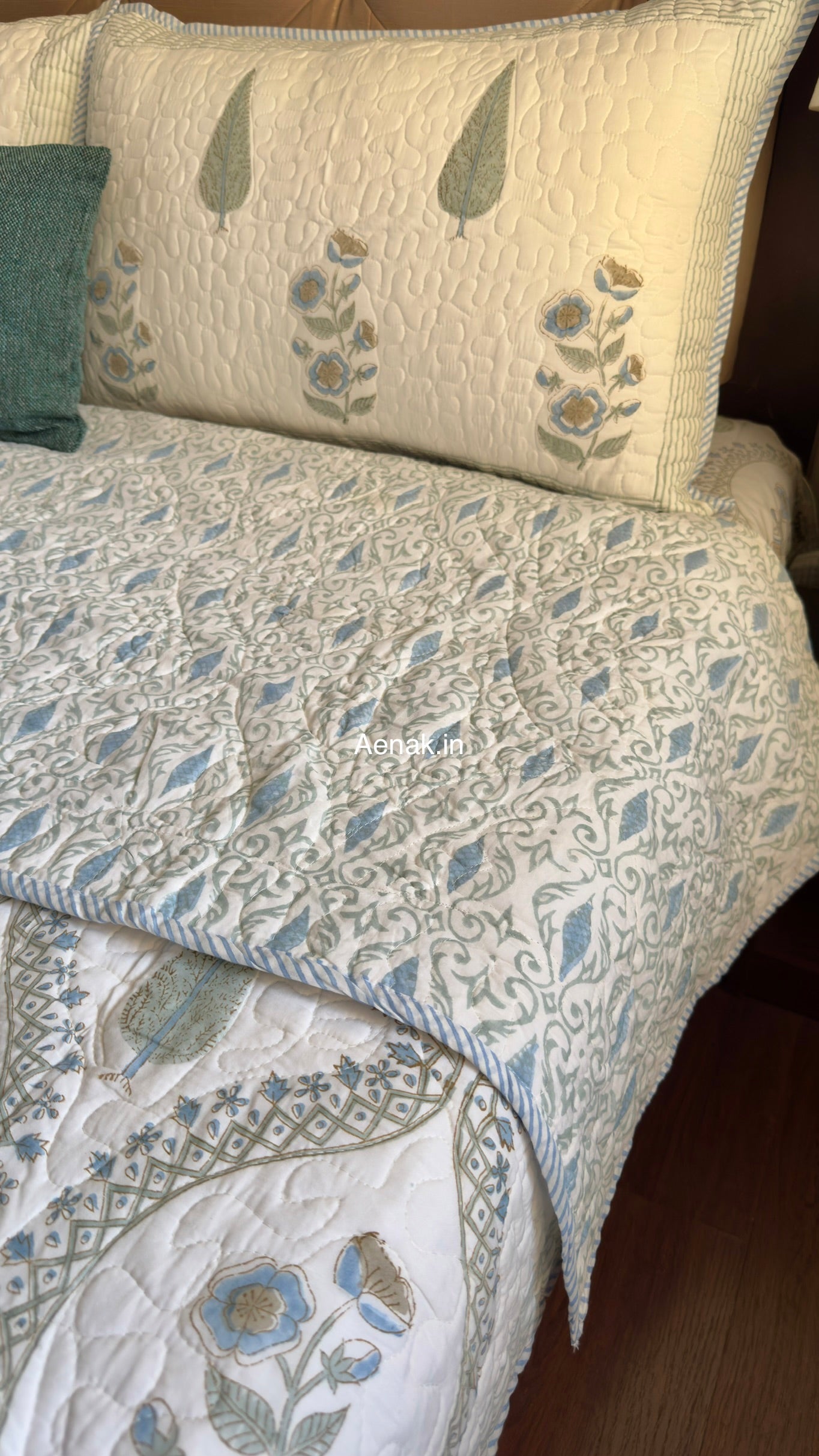 Blue Periwinkle Jaal Handblock Reversible Quilted Bedcover Set