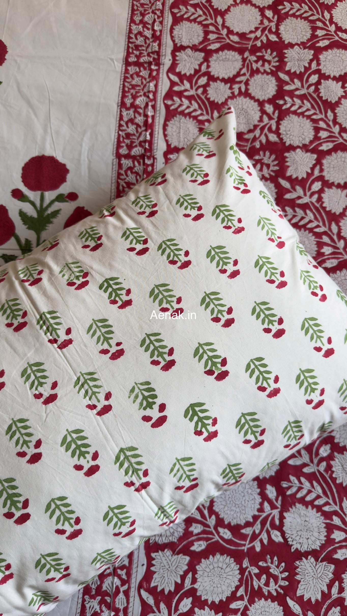 Red Dahlia Gadd Handblock Premium Cotton Bedsheet Set