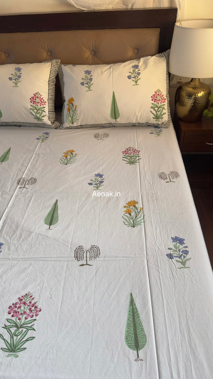 Teen Boota Handblock Premium Cotton Bedsheet Set