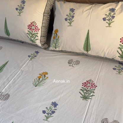 Teen Boota Handblock Premium Cotton Bedsheet Set