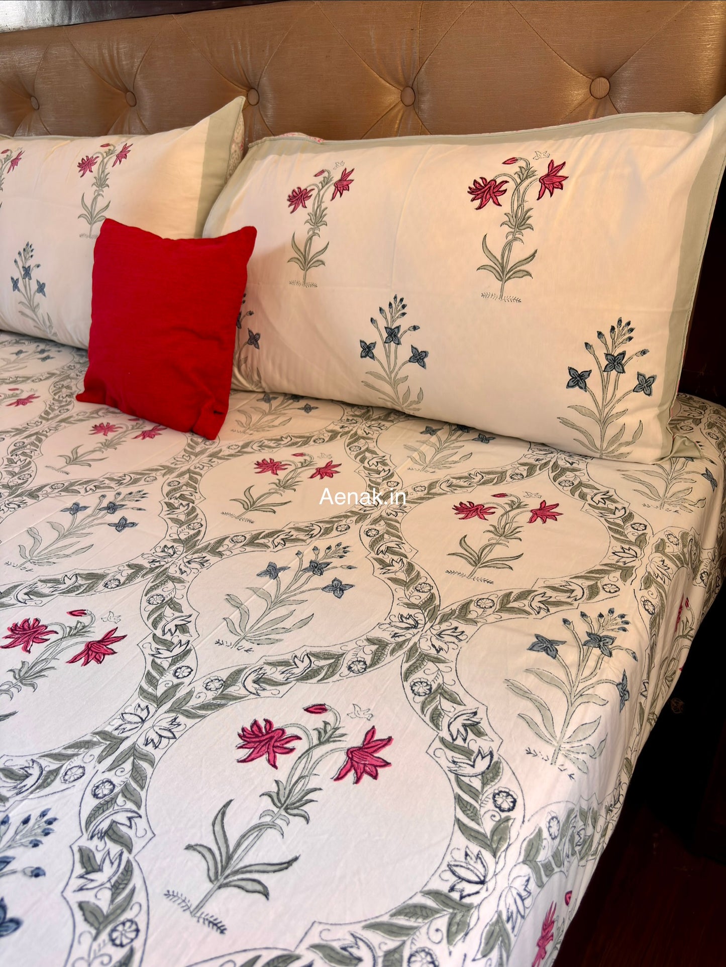 Pink Blue Floral Jaal Handblock Bedsheet + Quilt Combo Set