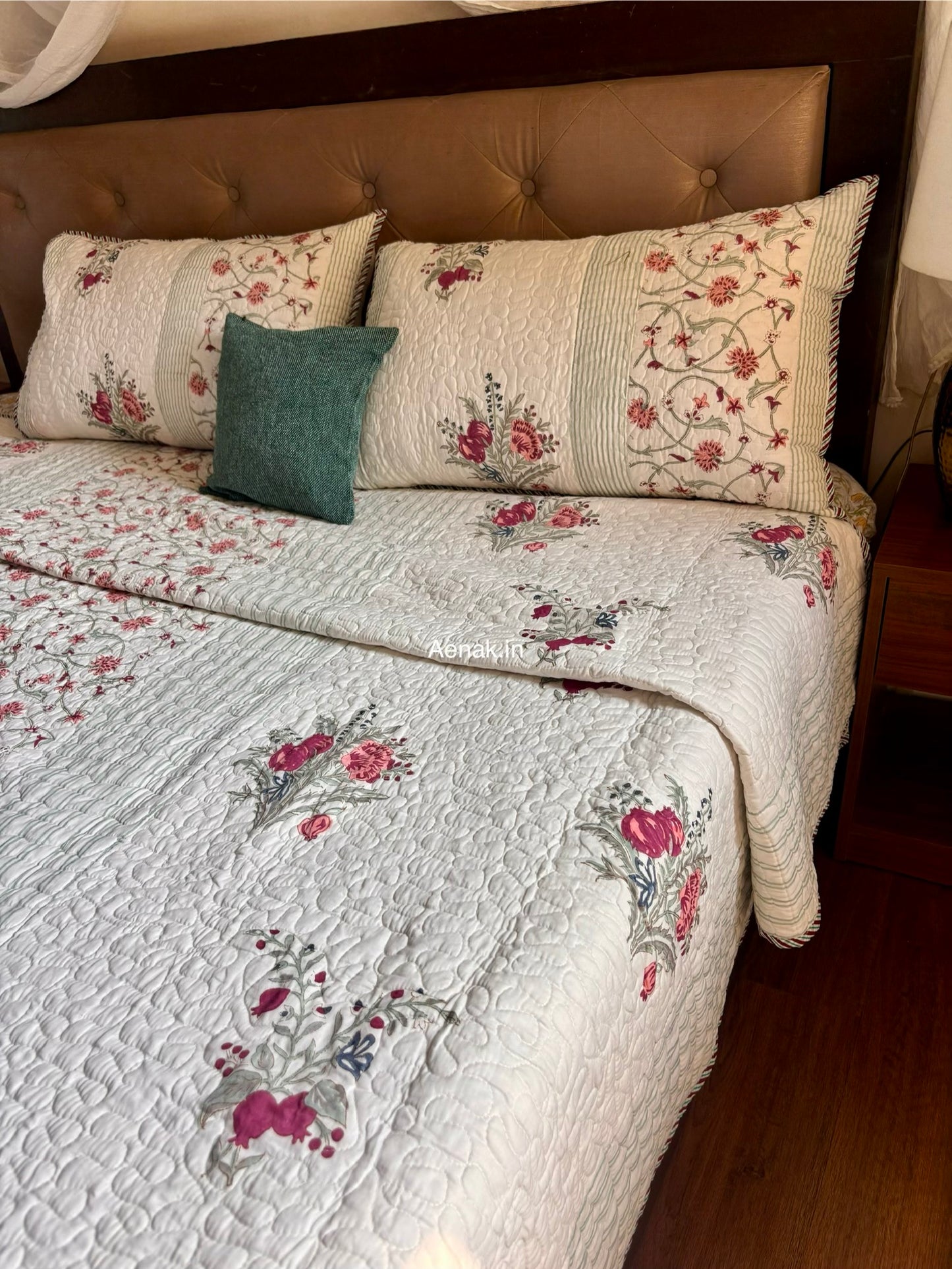 Kashmiri Boota Handblock Reversible Quilted Bedcover Set