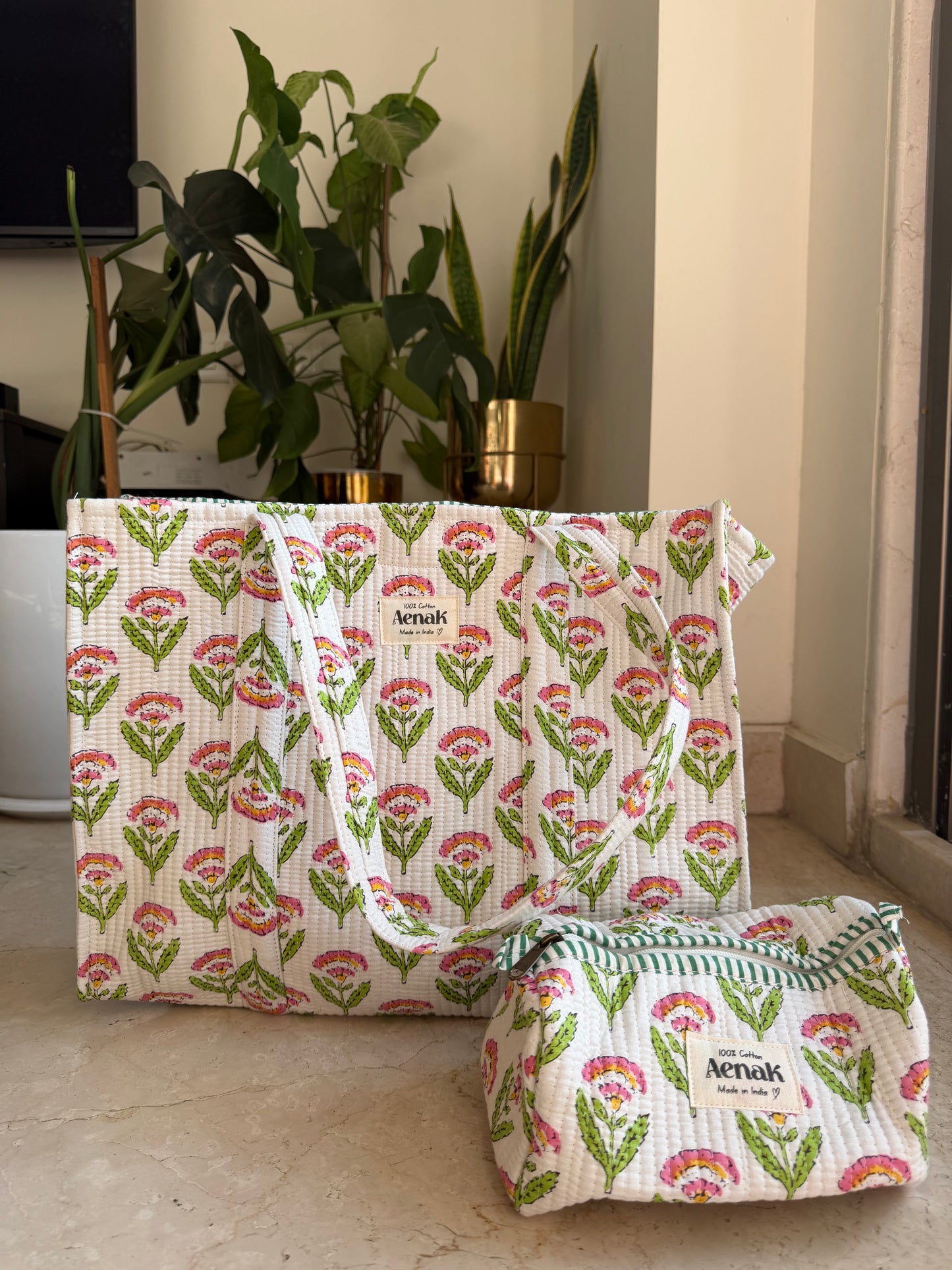 White Floral Garden Quilted Cotton Travel Bag + Vanity Pouch