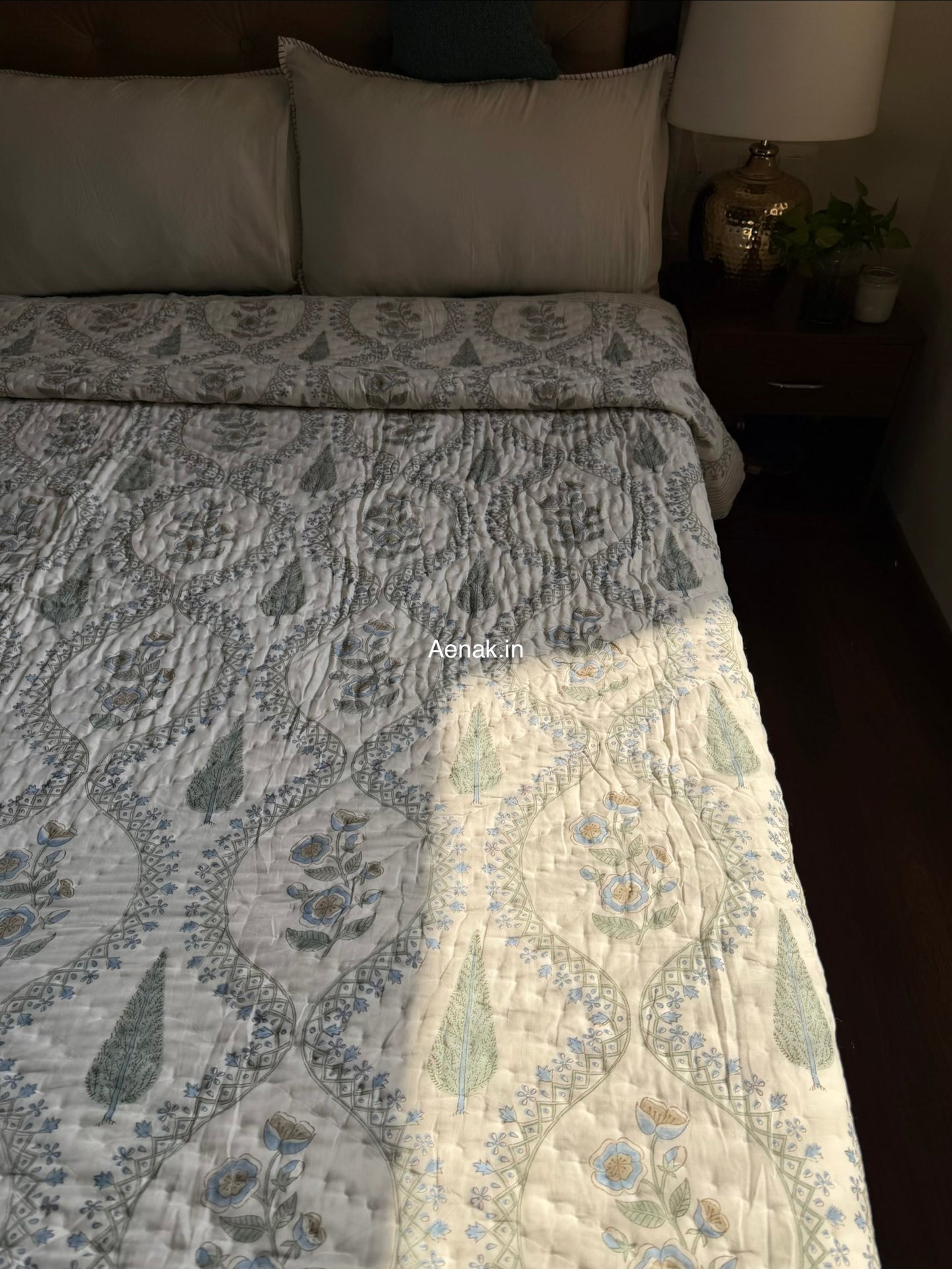 Blue Periwinkle Jaal Handblock Reversible Mulmul Cotton Quilt