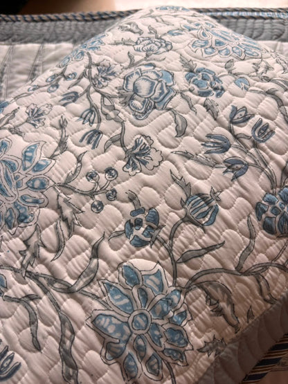 Blue Floral Jaal Handblock Printed Reversible Quilted Cotton Bedcover Set-106x108