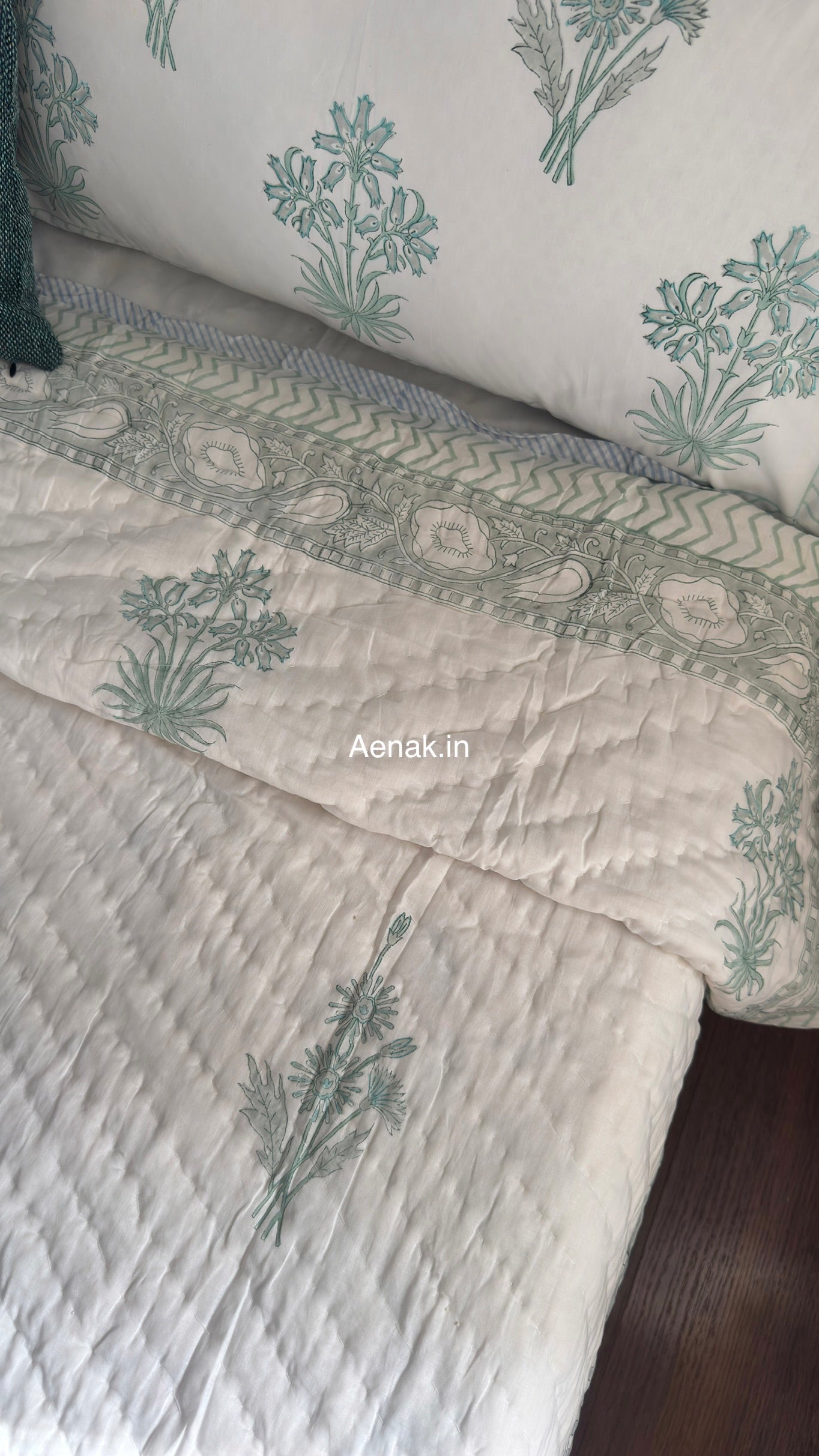 Sea Green Blossom Handblock Reversible Mulmul Cotton Quilt