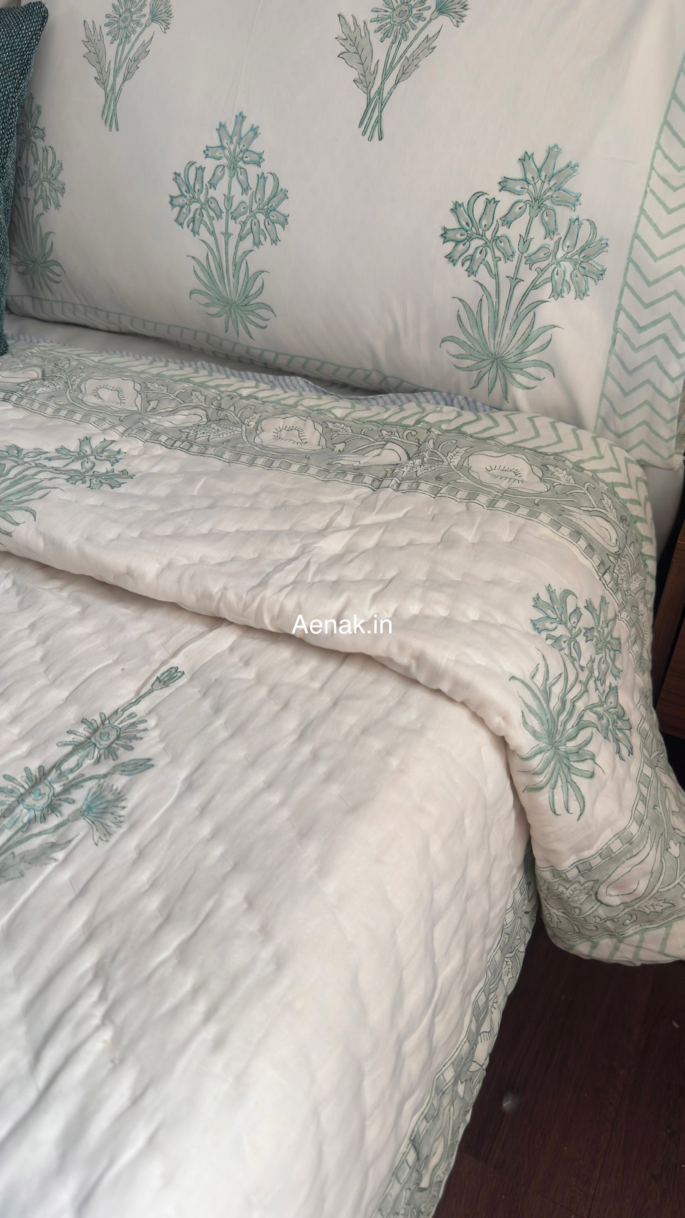 Sea Green Blossom Handblock Reversible Mulmul Cotton Quilt