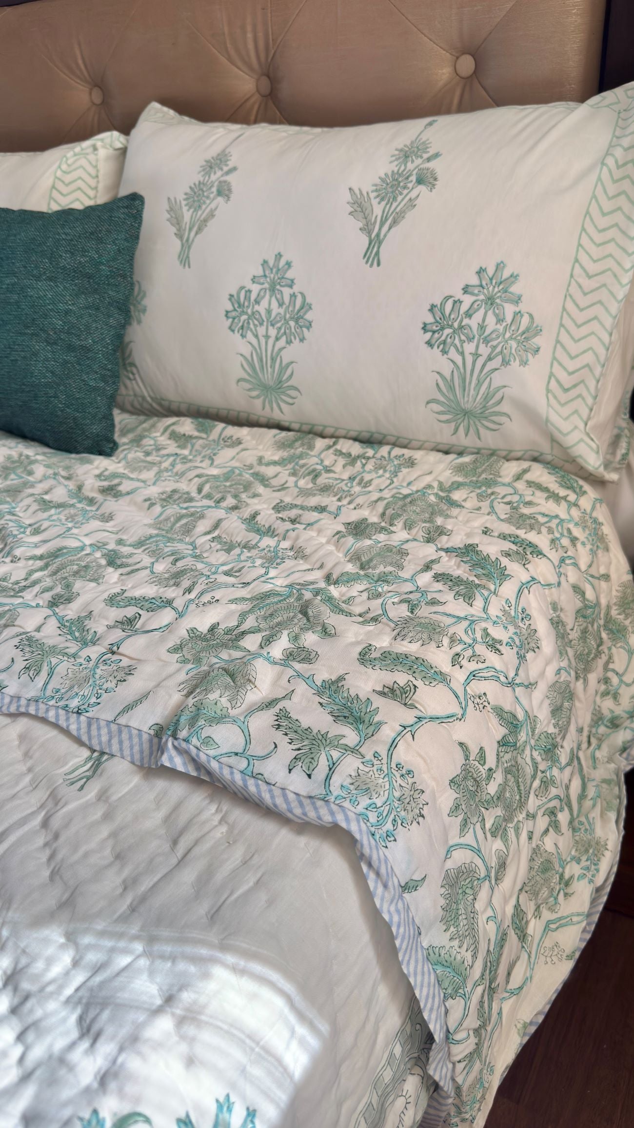 Sea Green Blossom Handblock Reversible Mulmul Cotton Quilt