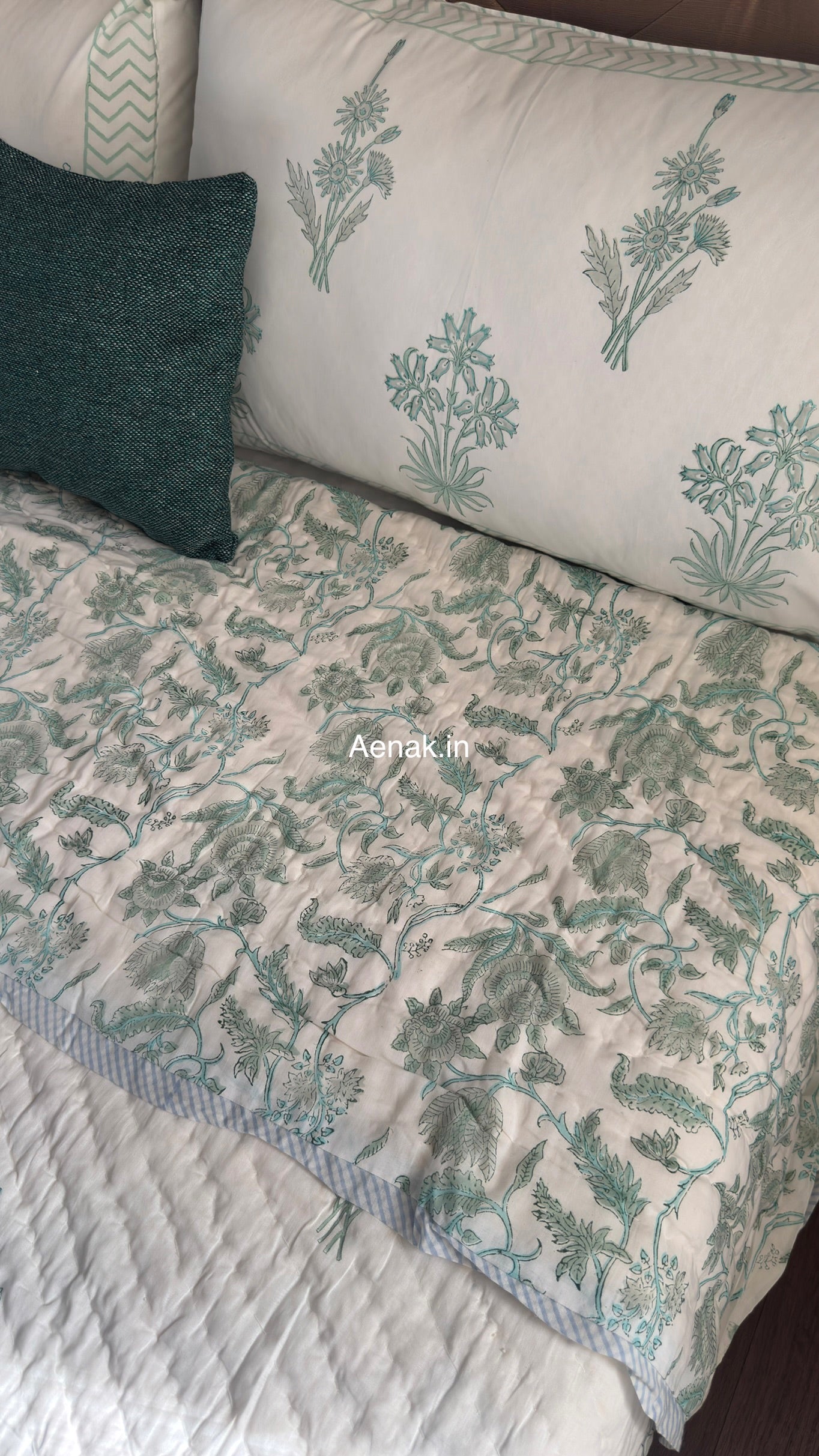 Sea Green Blossom Handblock Reversible Mulmul Cotton Quilt