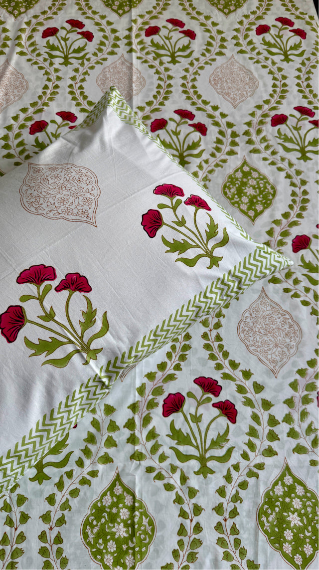 Aenak organic percale cotton bedsheet in green and red handblock print