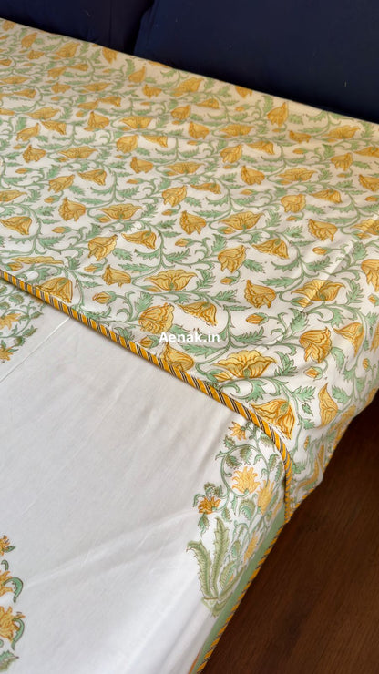 Yellow Phool Guldasta Handblock Mulmul Cotton Reversible Dohar