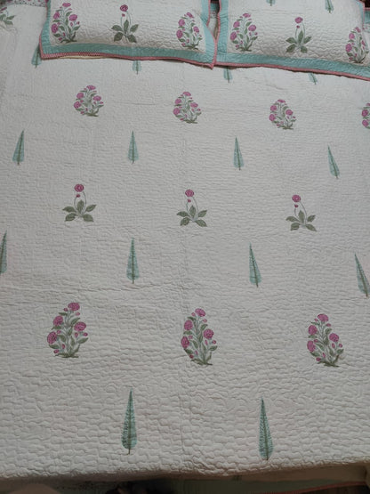 Light Magenta Floral Handblock Reversible Quilted Bedcover Set-105x108