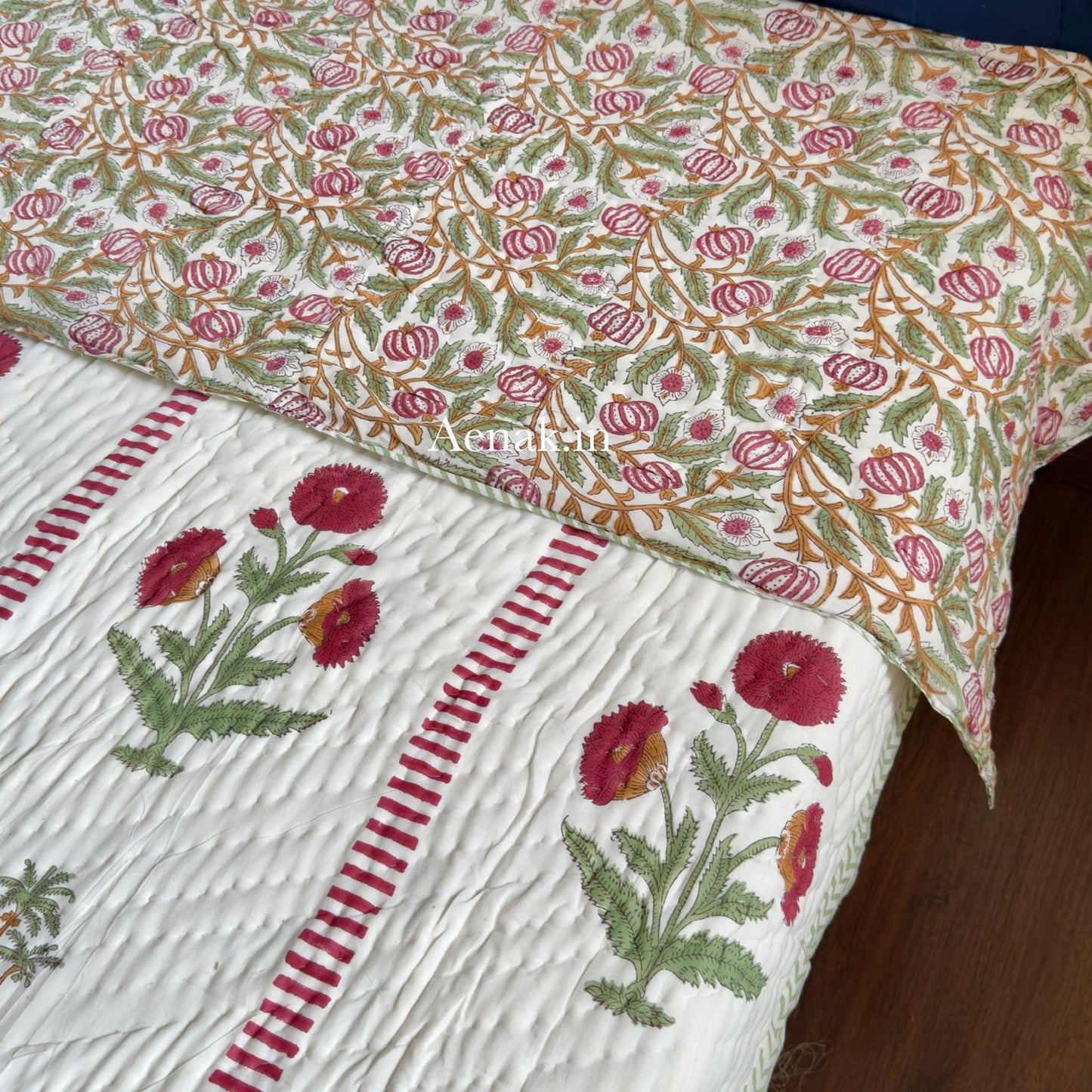 Red Dahlia Handblock Reversible Mulmul Cotton Quilt