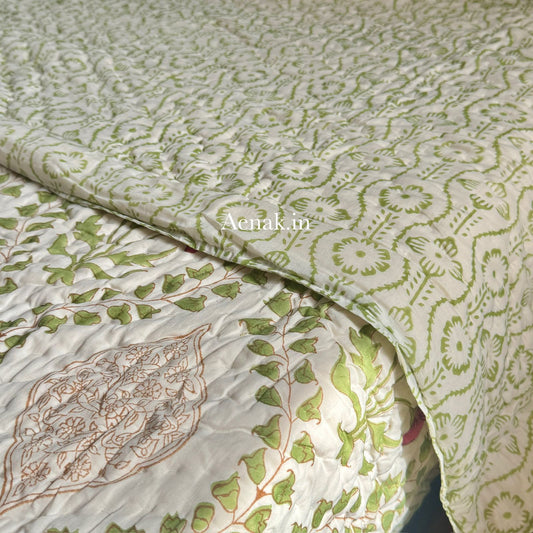 Red Poppy Handblock Reversible Mulmul Cotton Quilt