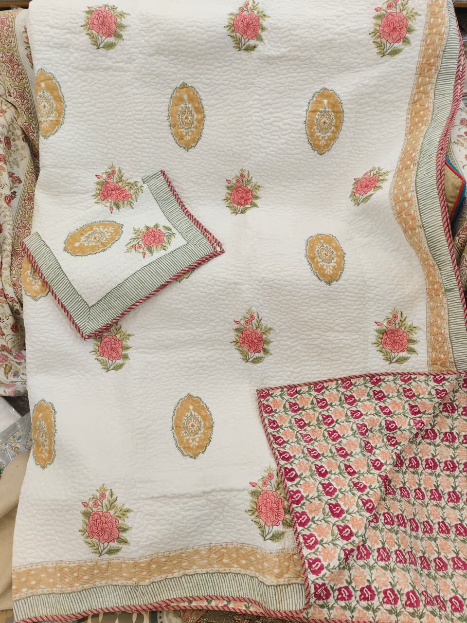 Shahi Gulab Handblock Printed Reversible Quilted Cotton Bedcover- 105x108