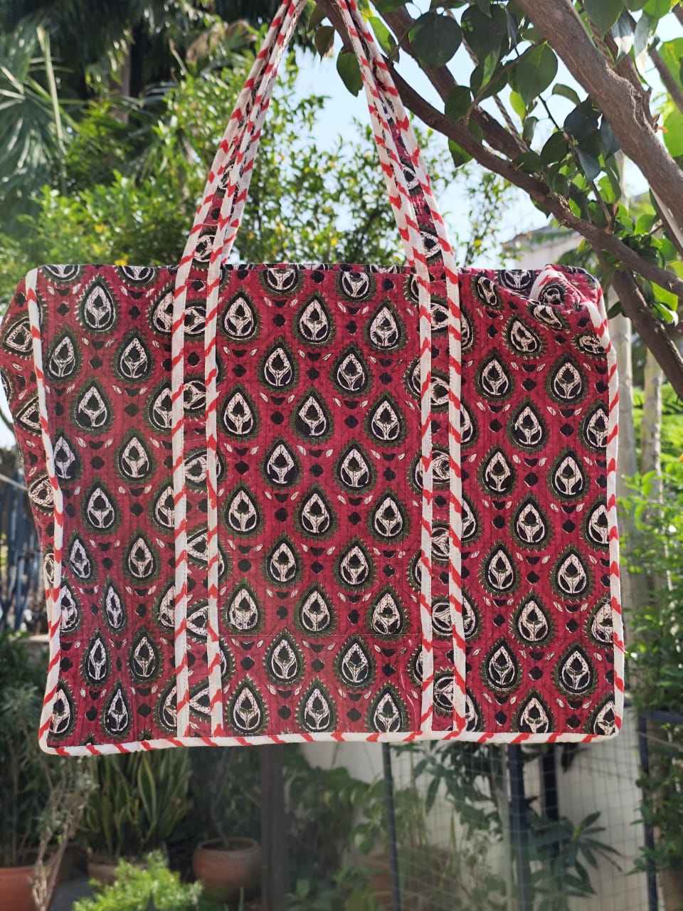 The Ruby Block Quilted Cotton Zipper Travel Bag