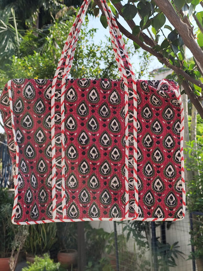 The Ruby Block Quilted Cotton Zipper Travel Bag