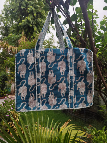 White Tiger Quilted Cotton Zipper Travel Bag