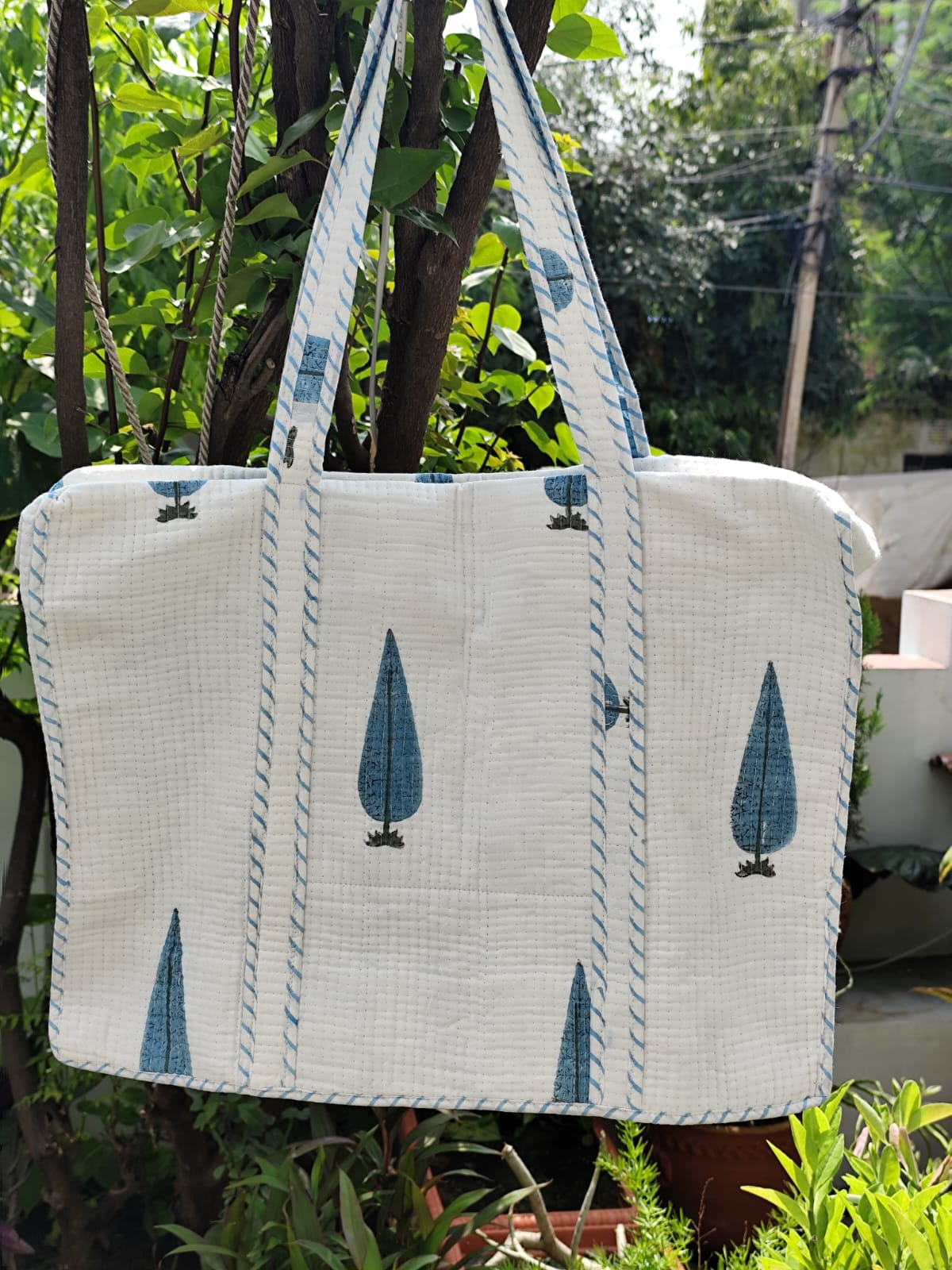 Blue Cypress Quilted Cotton Zipper Travel Bag