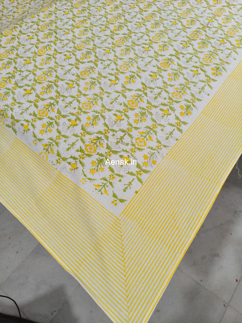 Yellow Floral Garden Handblock Table Cover