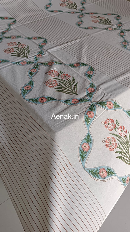 Red Periwinkle Handblock Table Cover