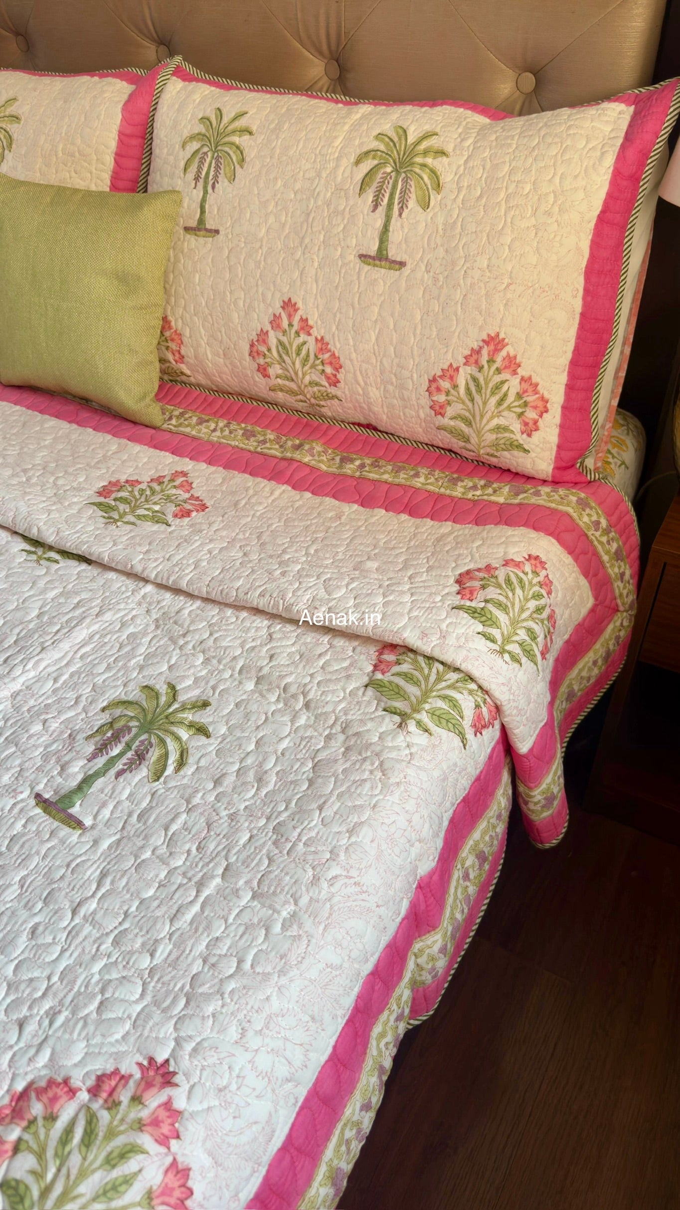 Pink Royal Pani Jaal Handblock Reversible Quilted Cotton Bedcover Set