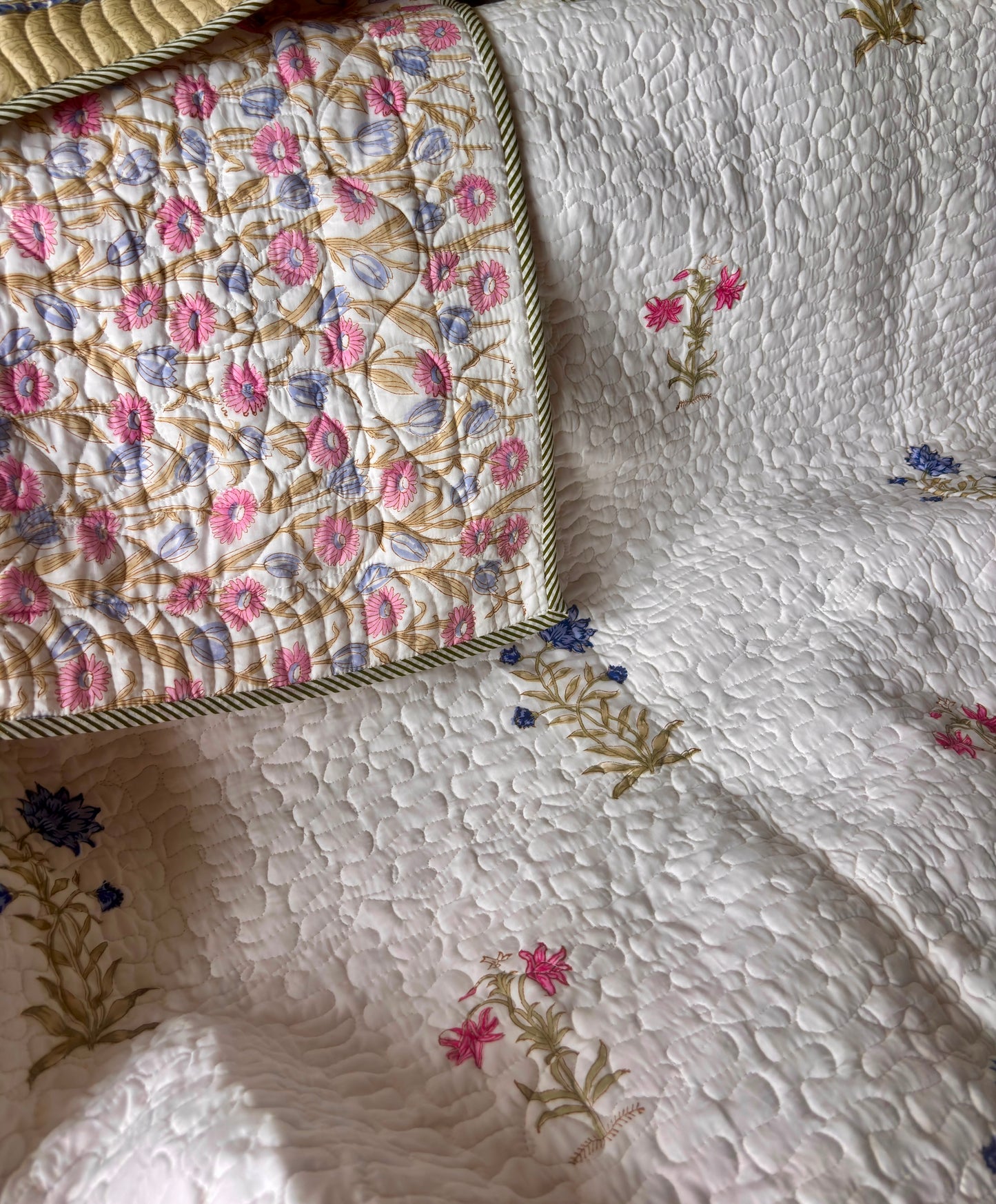 Pink & Blue Floral Handblock Printed Reversible Quilted Cotton Bedcover Set-106x108